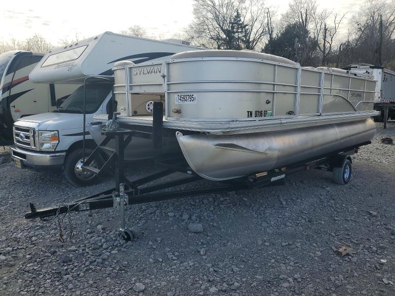2014 Sylvan Pontoon-pontoon Boat