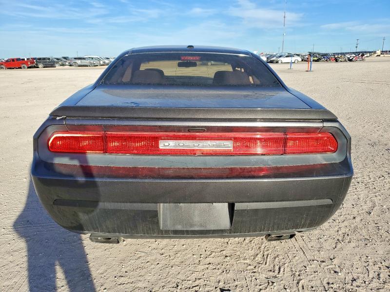 2014 Dodge Challenger sxt