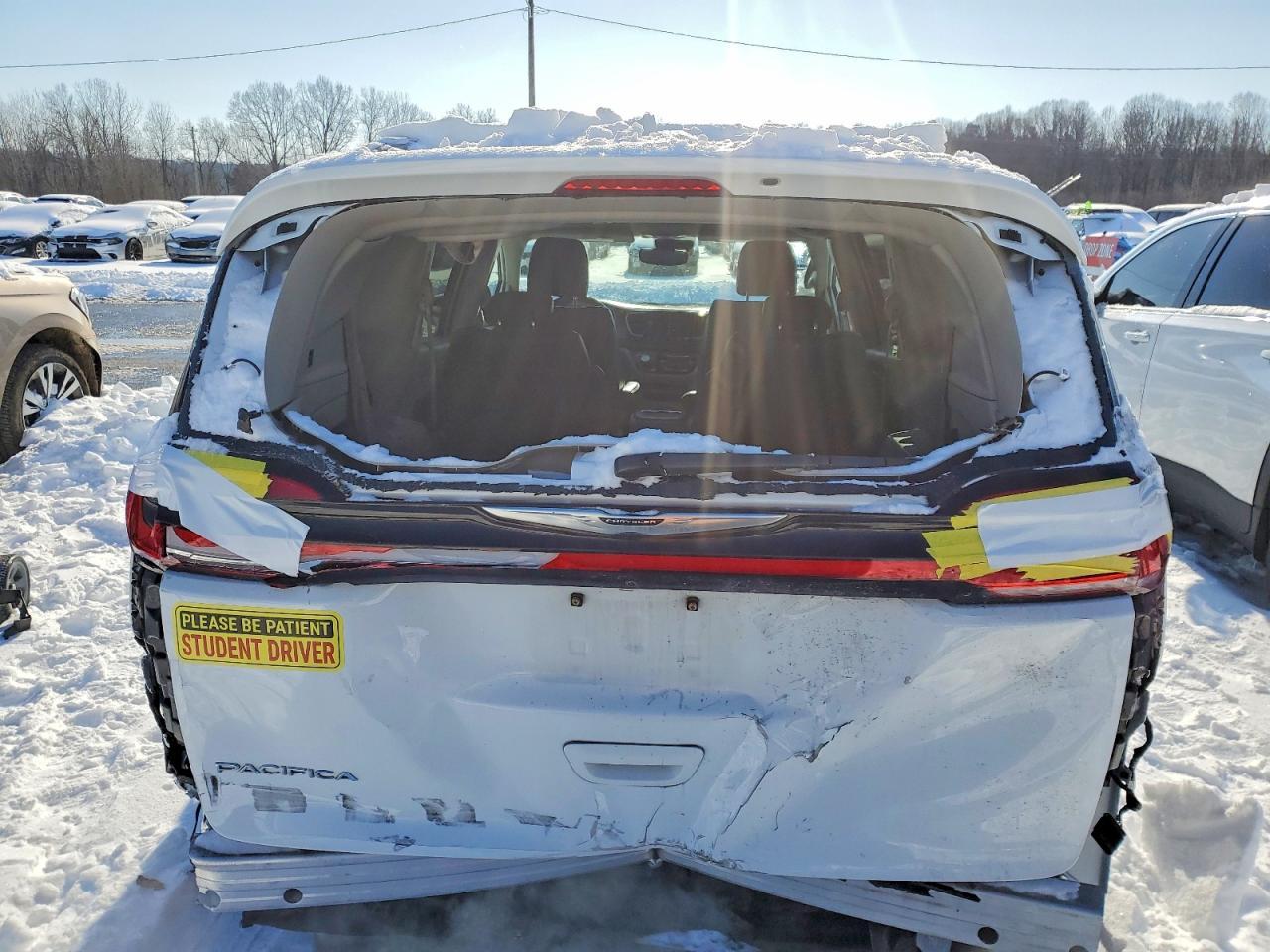 2022 Chrysler Pacifica Touring l