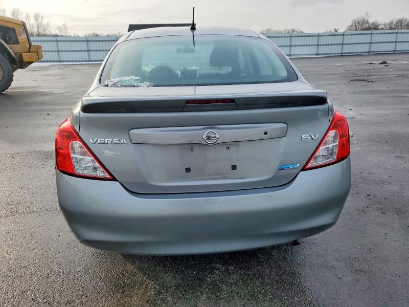 2014 Nissan Versa s
