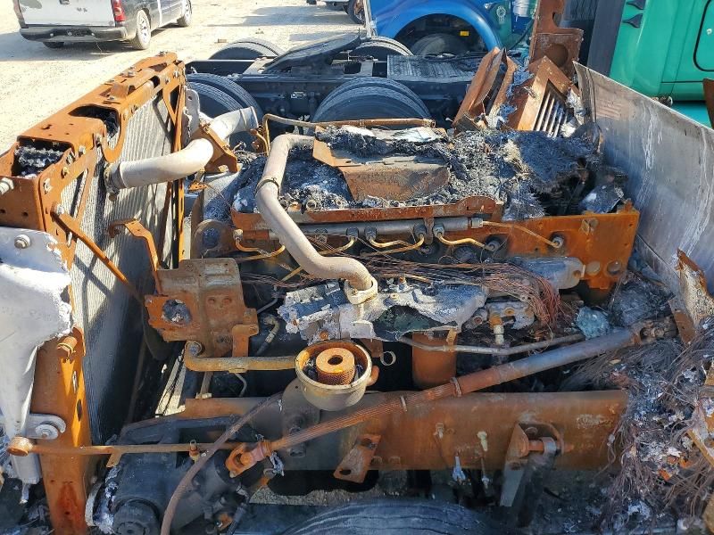 2019 Kenworth T880 Semi Truck