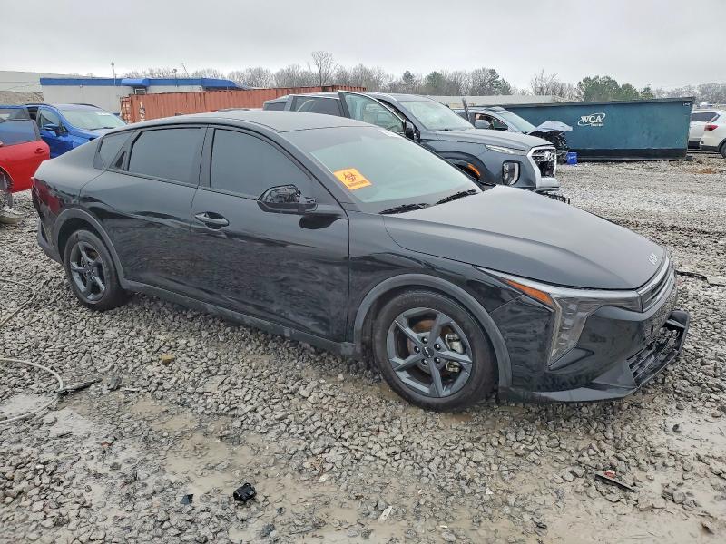 2025 KIA K4 lx