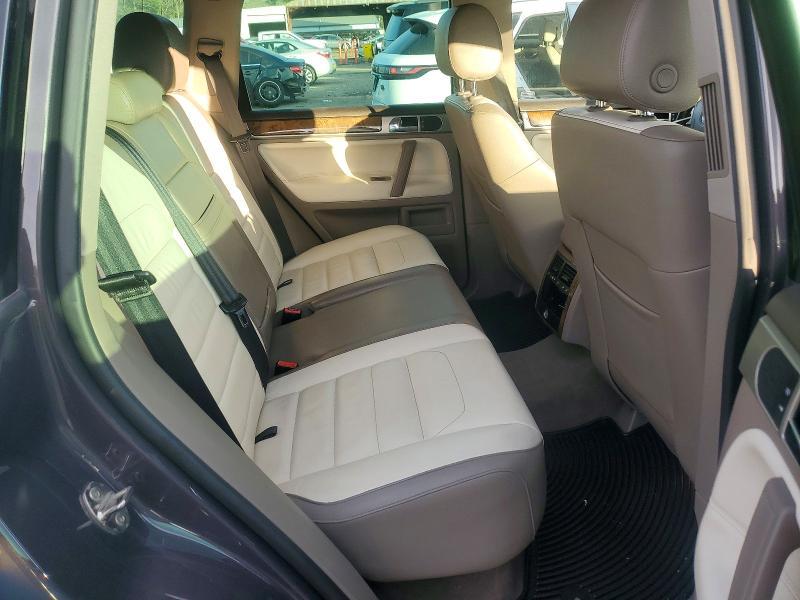 2010 Volkswagen Touareg tdi