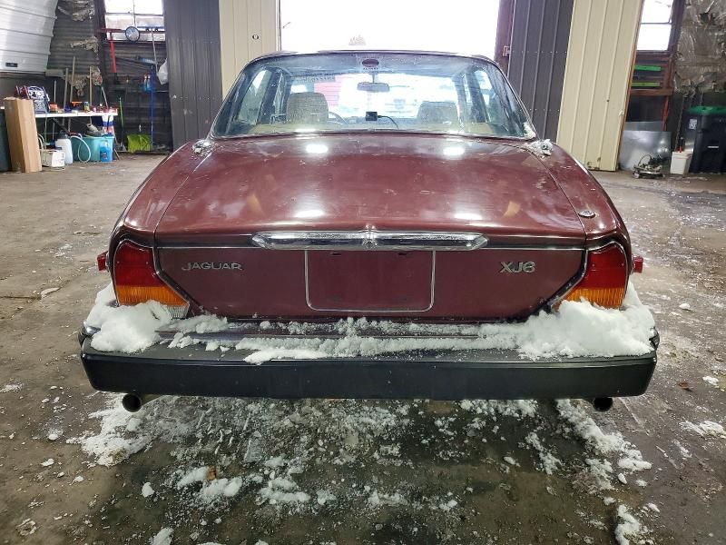 1983 Jaguar XJ6