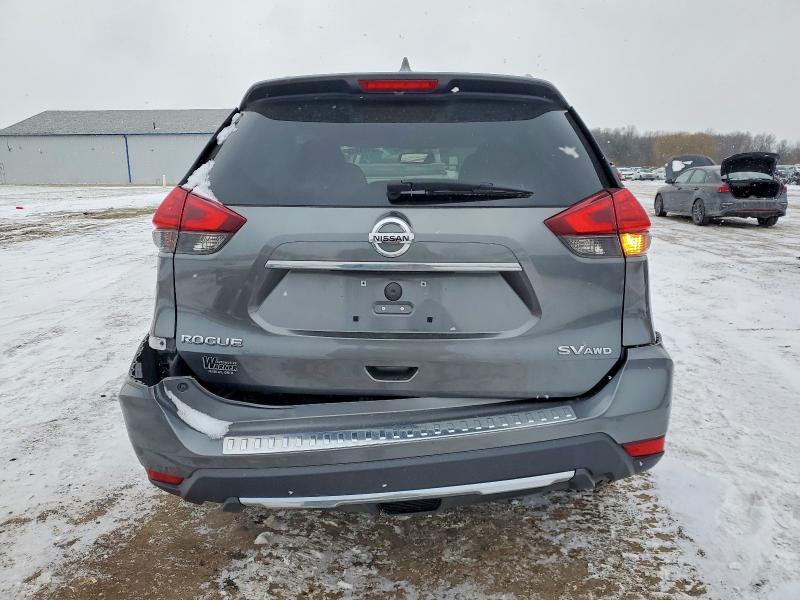 2017 Nissan Rogue sv