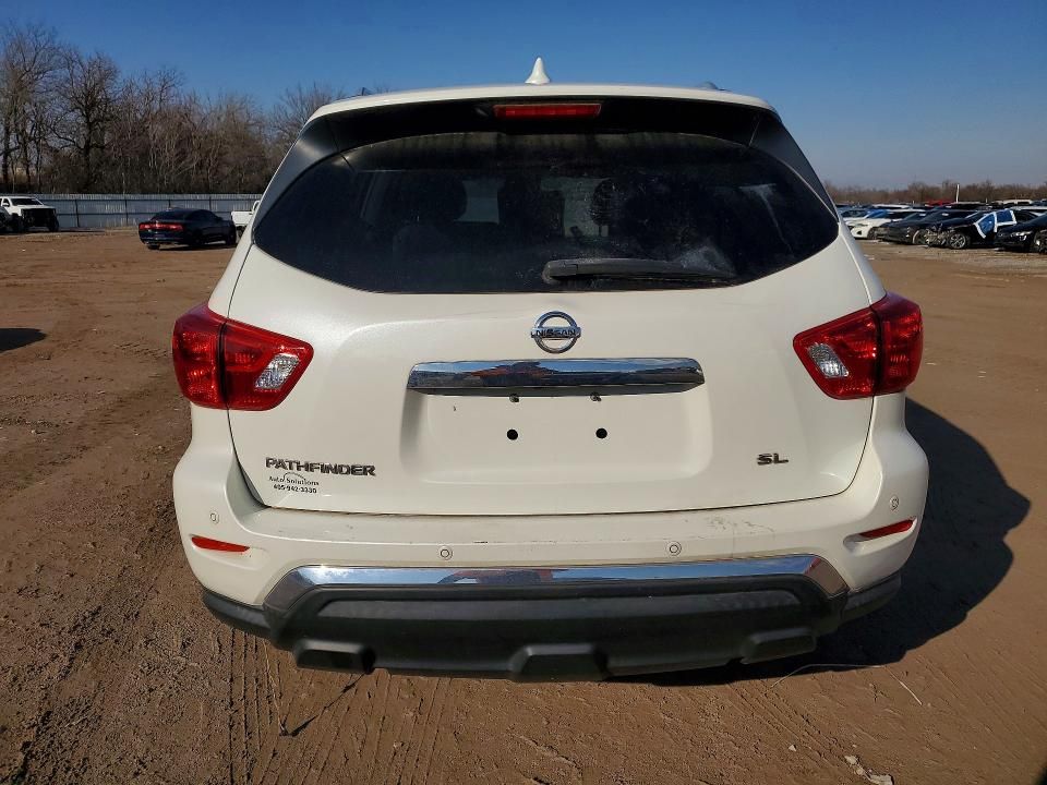 2019 Nissan Pathfinder s