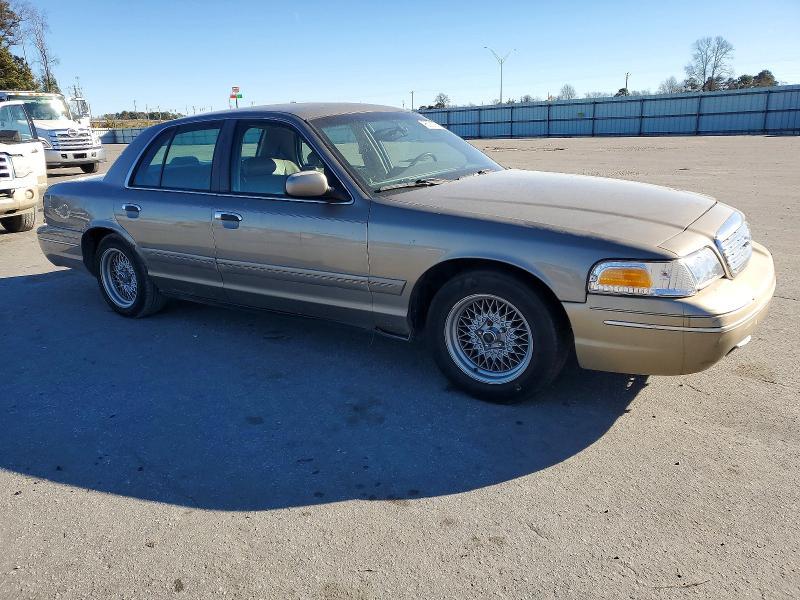 2001 Ford Crown Victoria lx