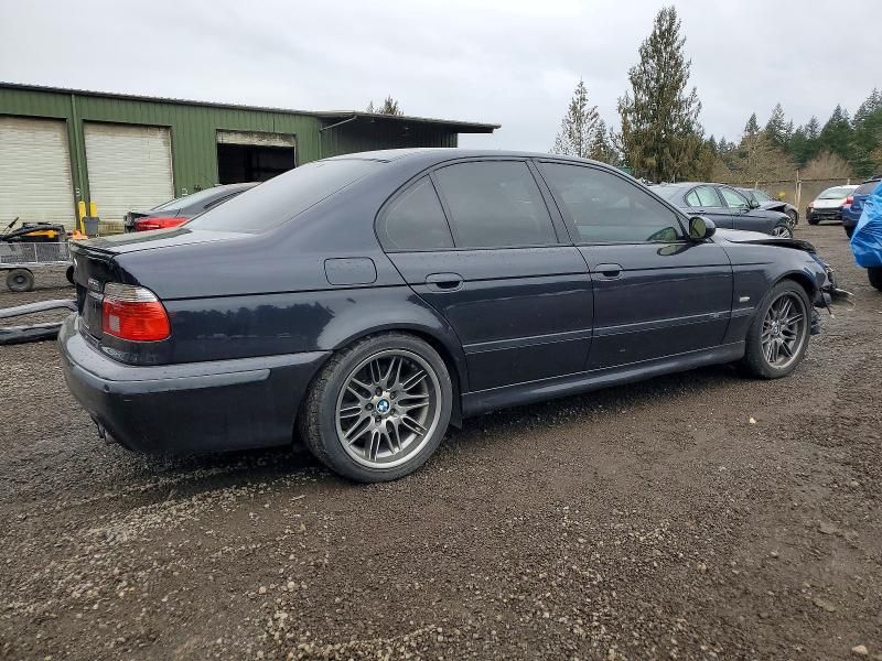 2002 BMW M5
