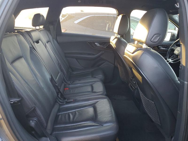 2017 Audi Q7 Premium Plus