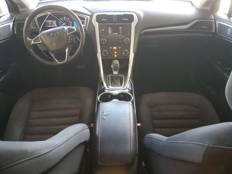 2014 Ford Fusion se Hybrid