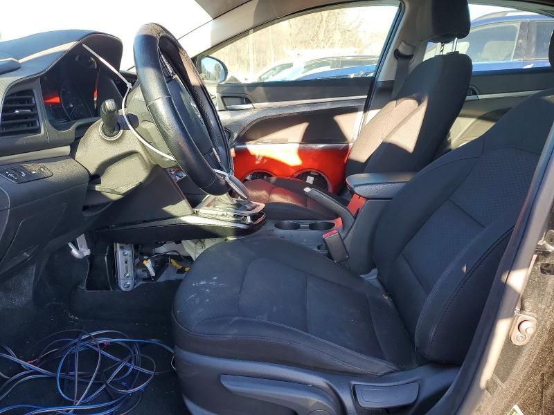 2019 Hyundai Elantra sel