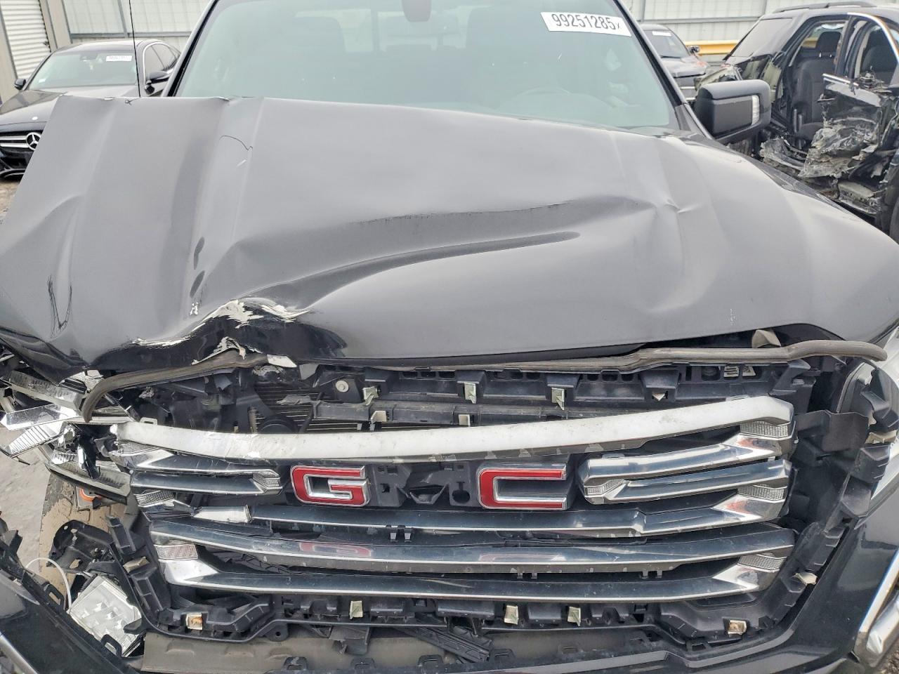 2020 GMC Sierra K1500 AT4