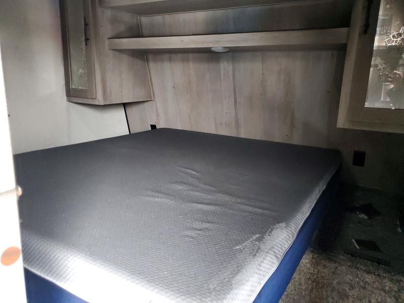 2021 Springdale/ Sprinter Travel Trailer