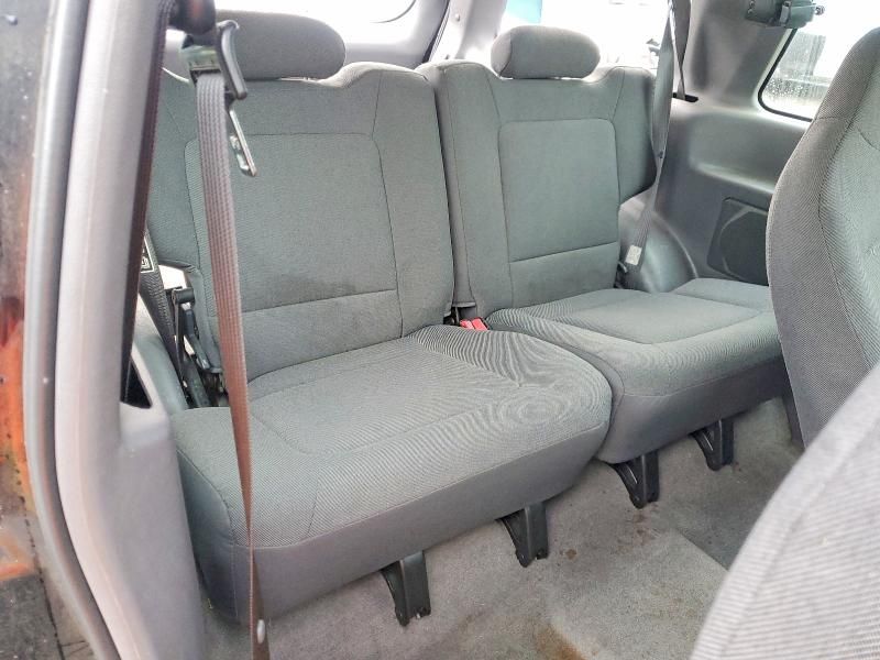 2002 Ford Explorer Sport