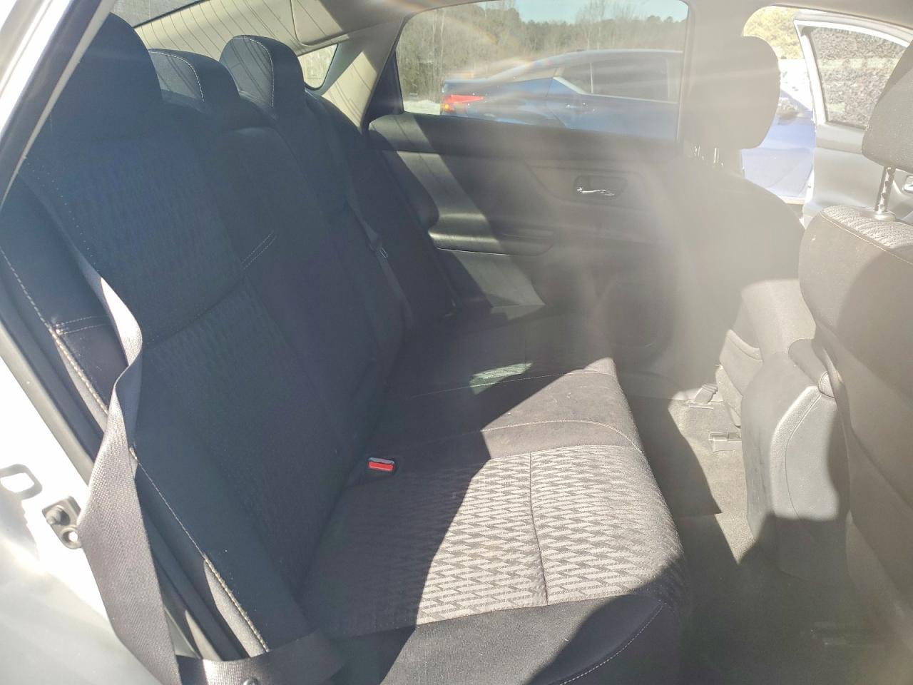 2017 Niss Altima 2.5 s