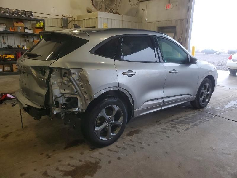 2023 Ford Escape st Line