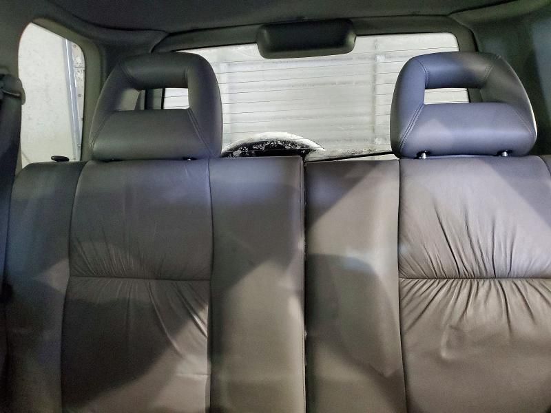 2004 Chevrolet Tracker lt