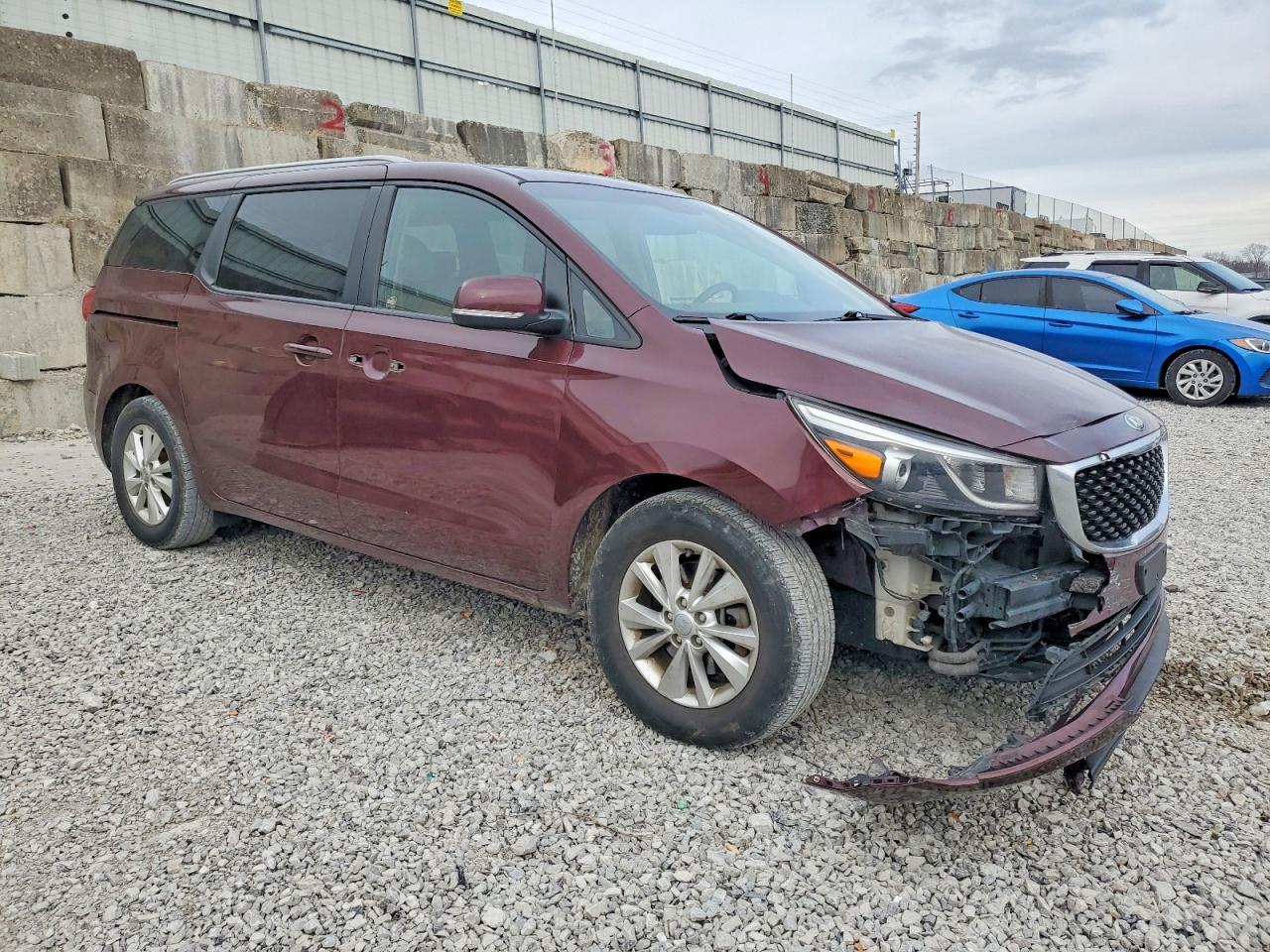 2015 KIA Sedona lx