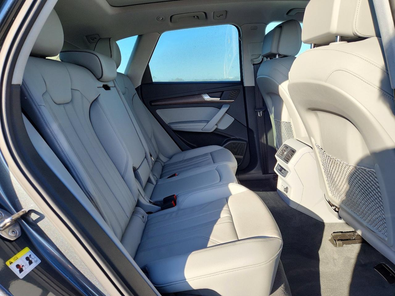 2025 Audi Q5 Premium Plus 45