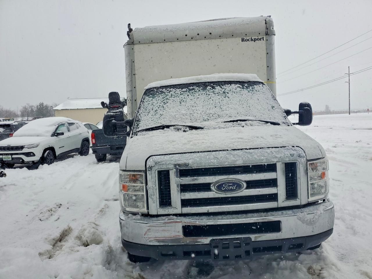 2019 Ford E350 BOX Truck