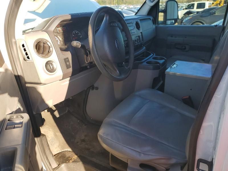 2012 Ford Econoline E150 van