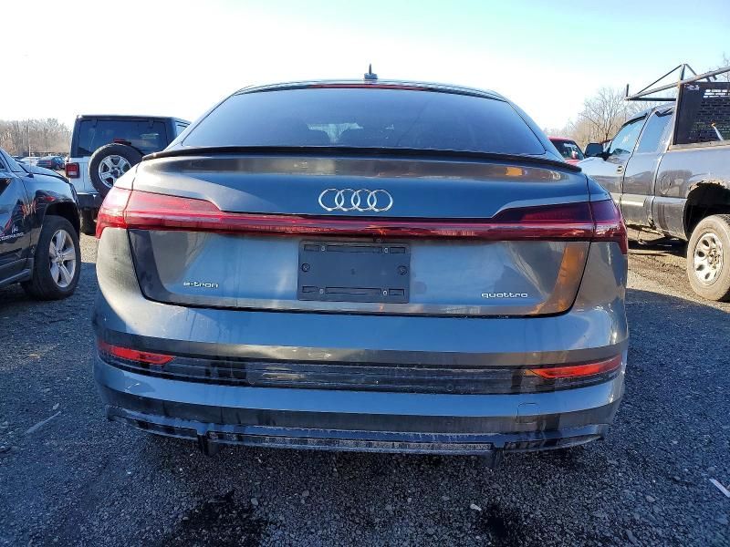 2022 Audi E-tron Sportback Premium