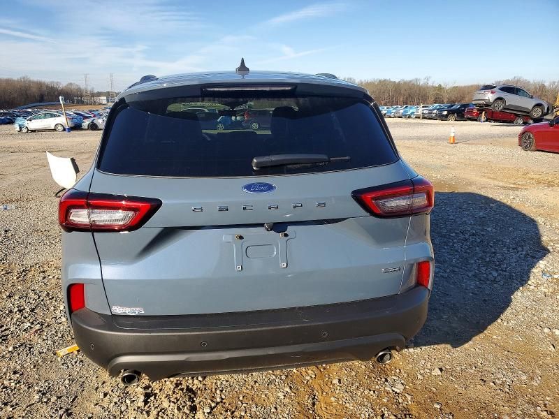 2025 Ford Escape st Line