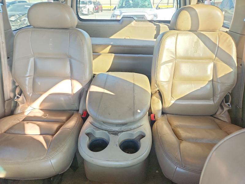 2000 Lincoln Townhouse Navigator Base