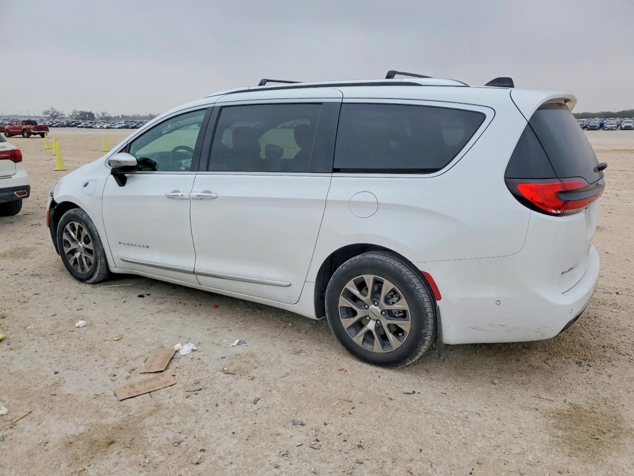 2023 Chrysler Pacifica Hybrid Pinnacle