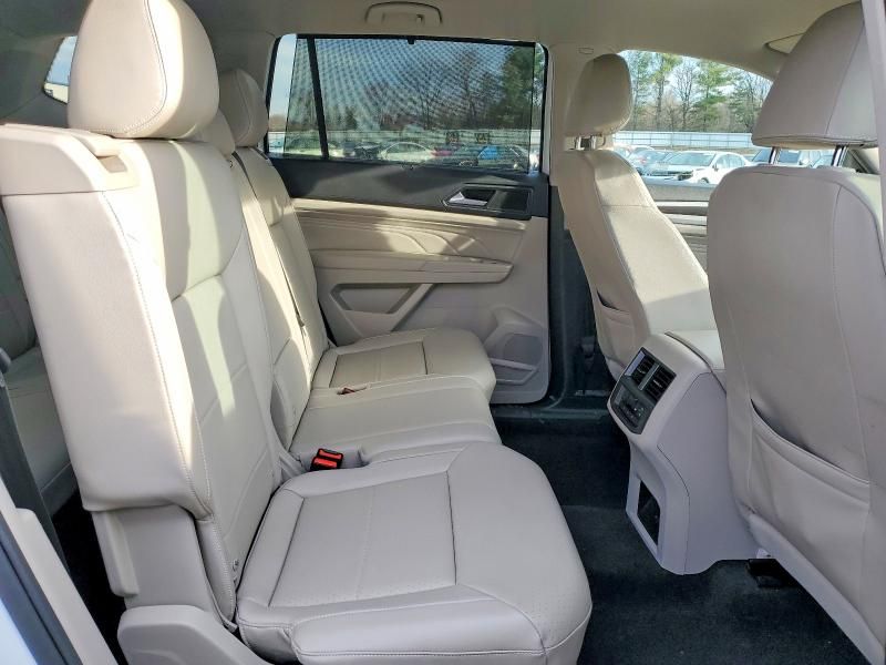 2023 Volkswagen Atlas se