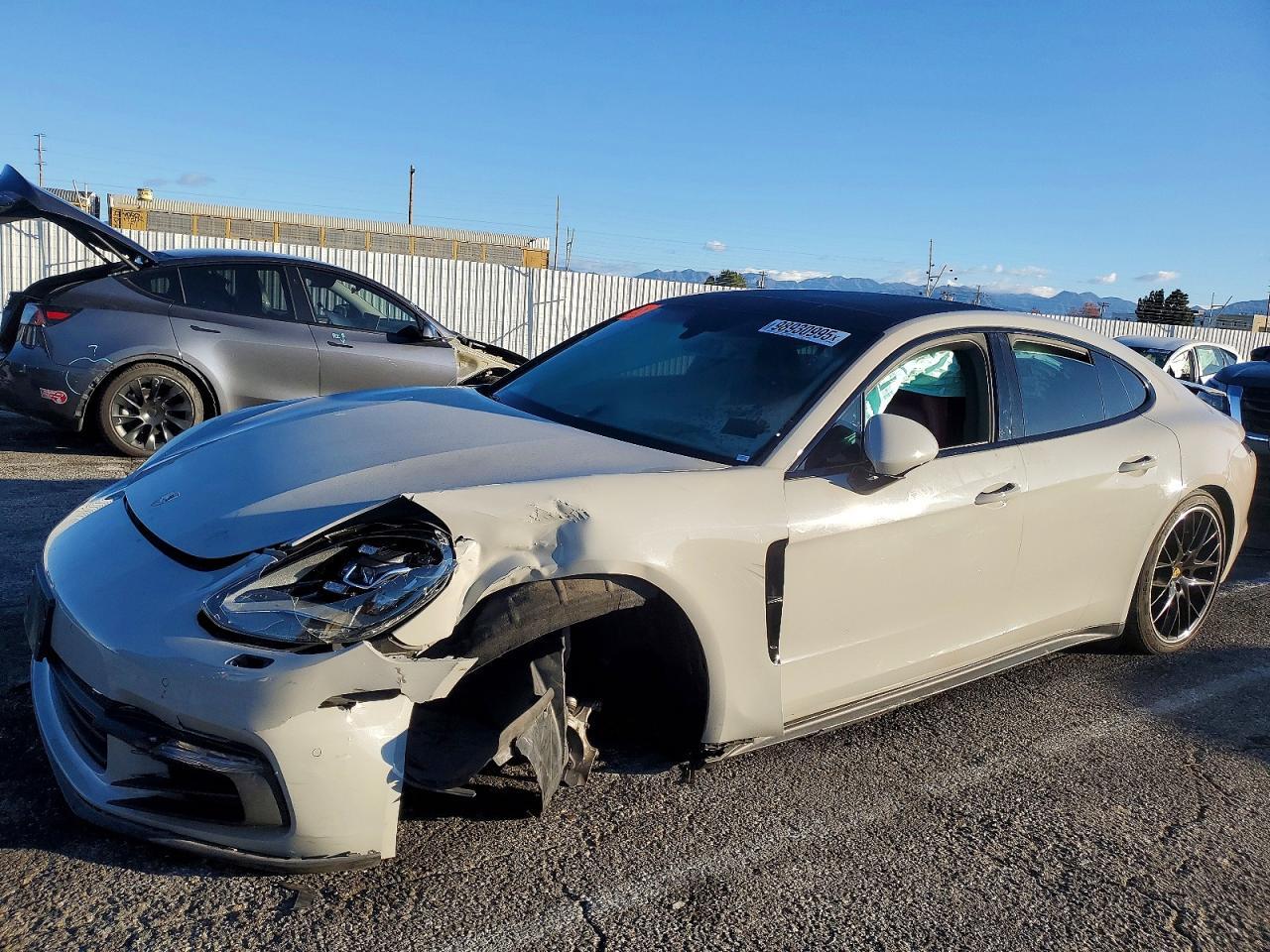 2019 Porsche Panamera Base