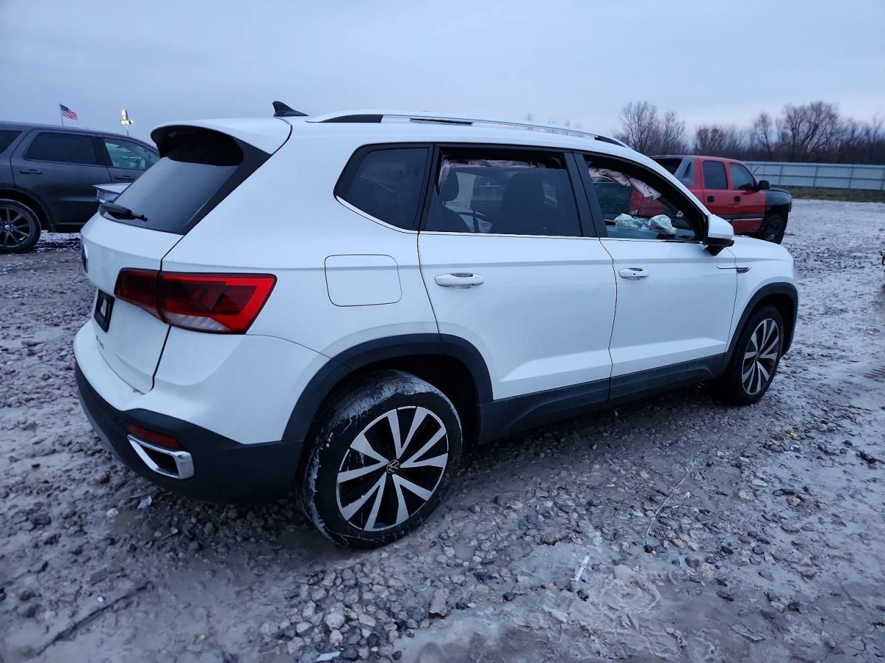2022 Volkswagen Taos se
