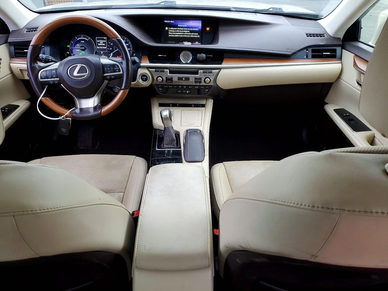 2017 Lexus Es 300h