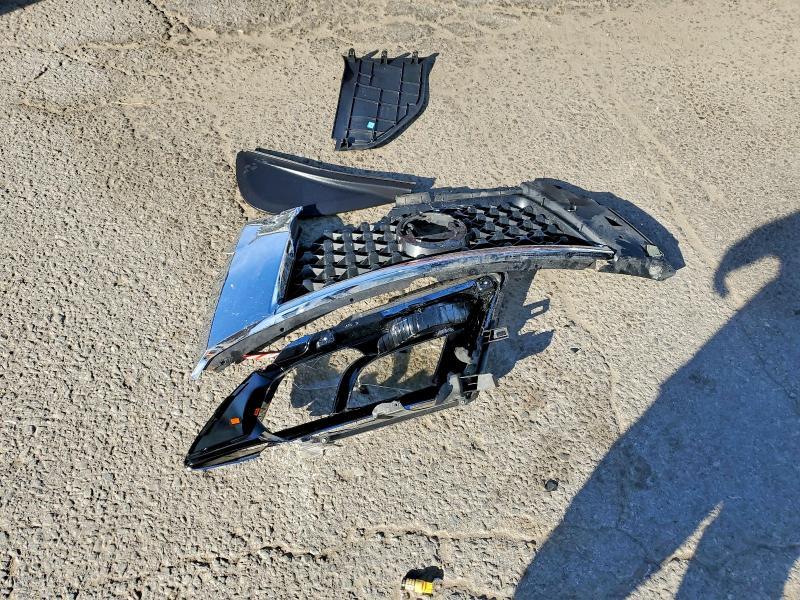 2016 Niss Pathfinder Platinum