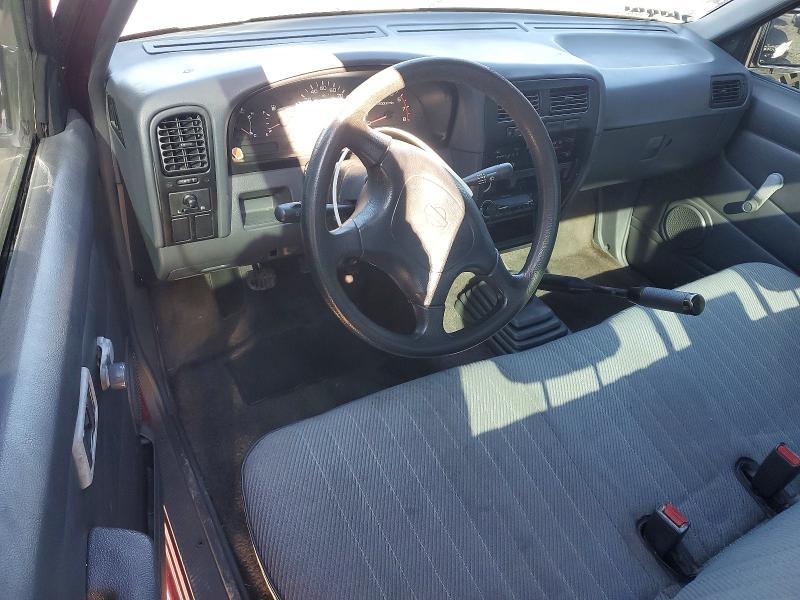 1995 Nissan Truck E/xe