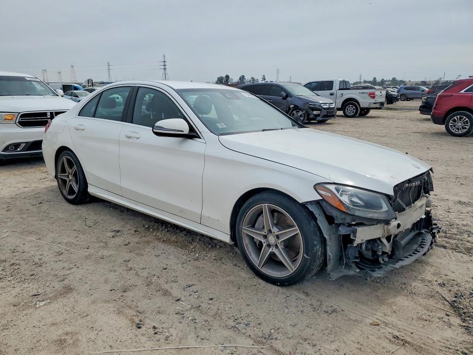2016 Mercedes-Benz C300