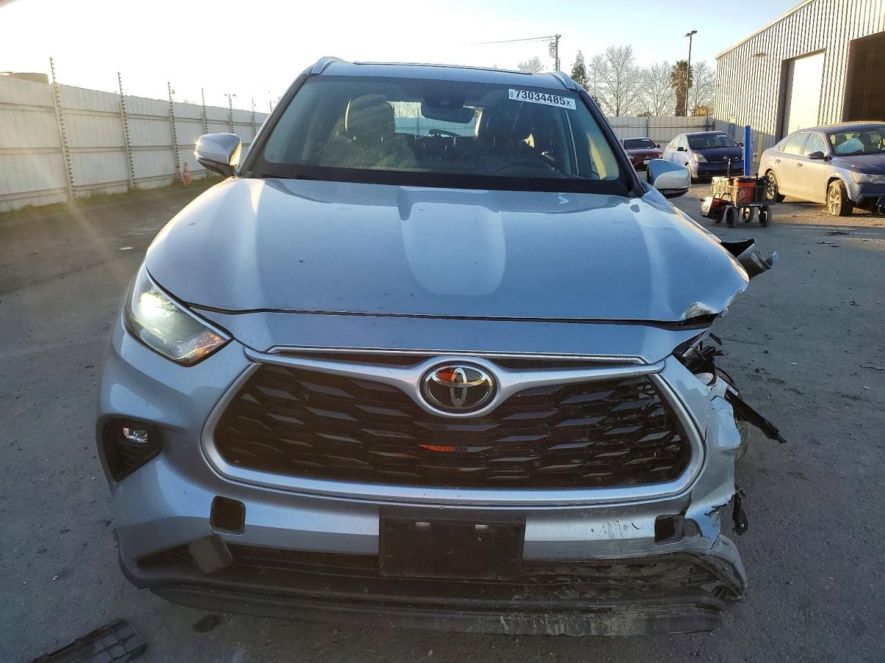 2023 Toyota Highlander l