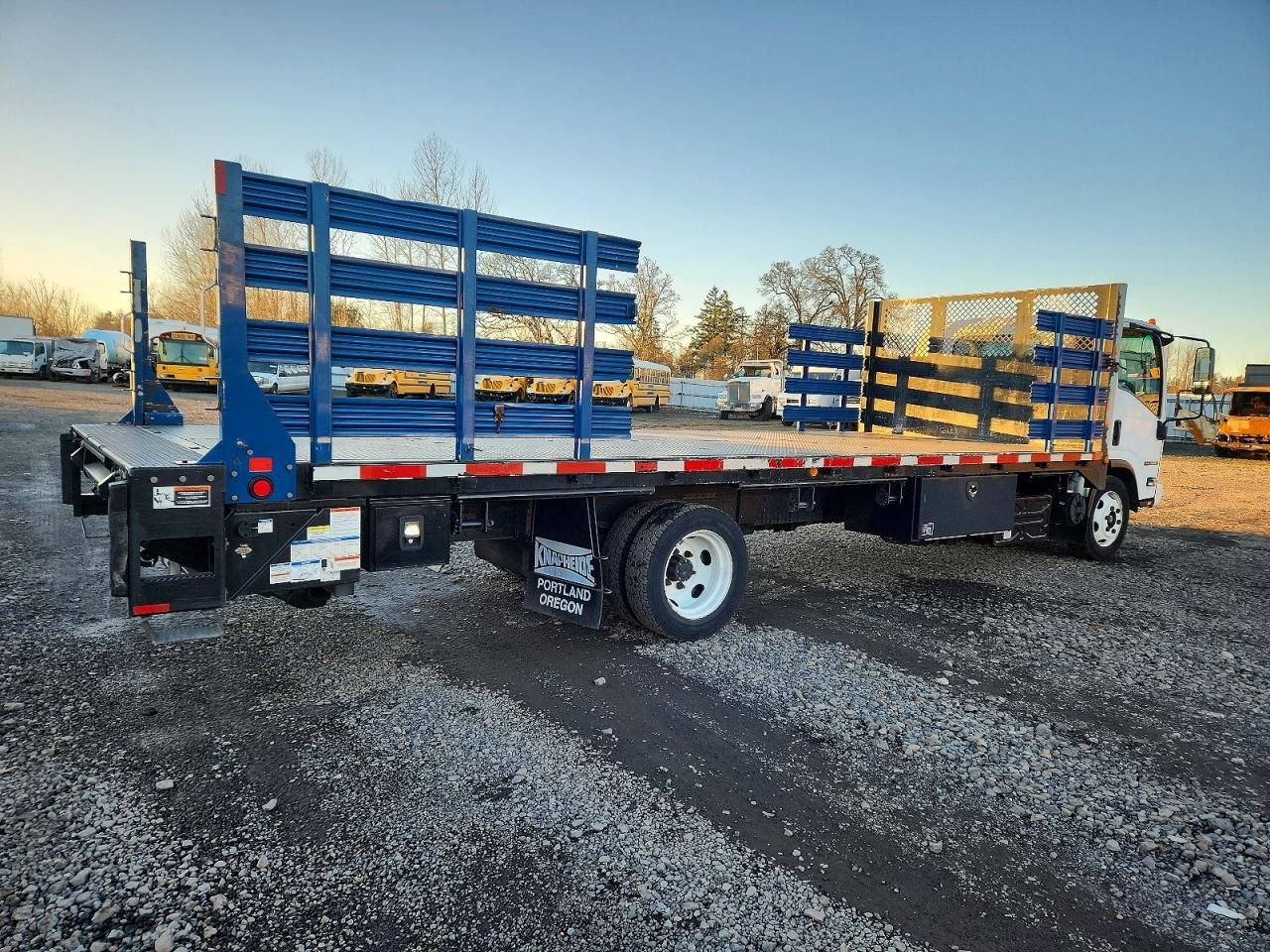 2017 Isuzu NRR Flatbed Truck