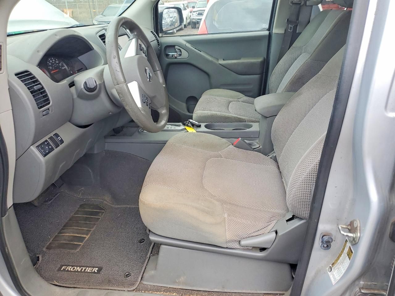 2020 Nissan Frontier s