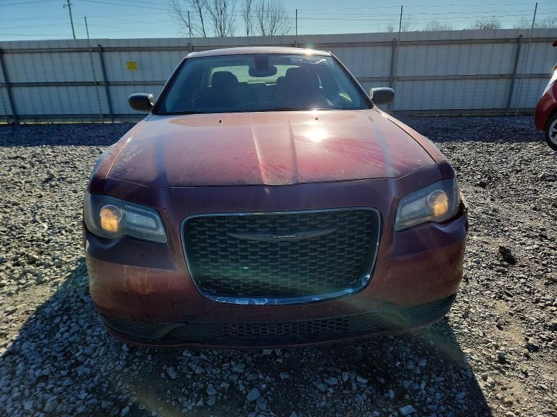 2023 Chrysler 300 Touring