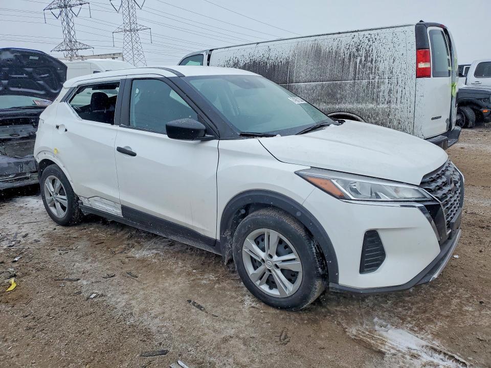 2024 Nissan Kicks s