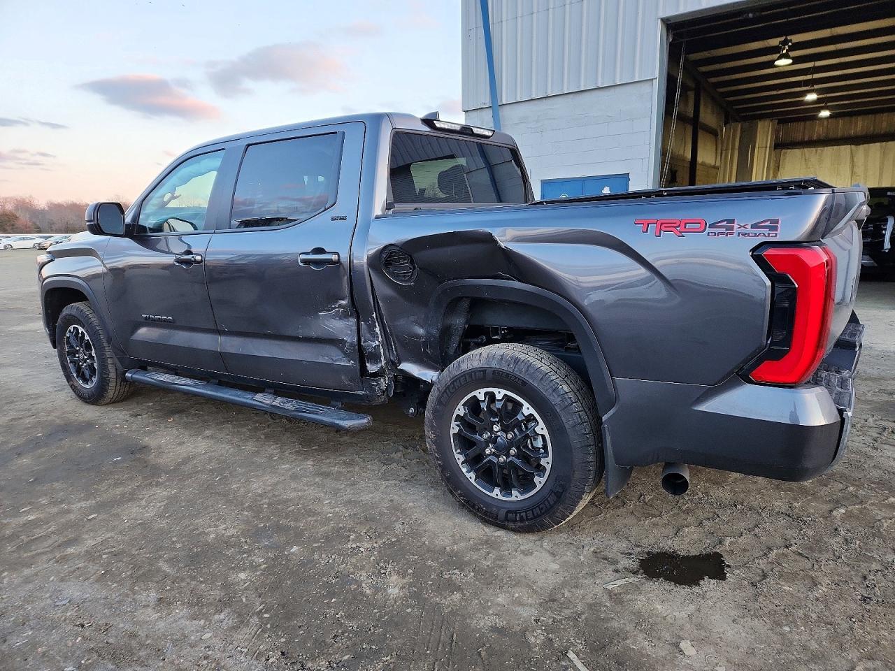 2025 Toyota Tundra SR5