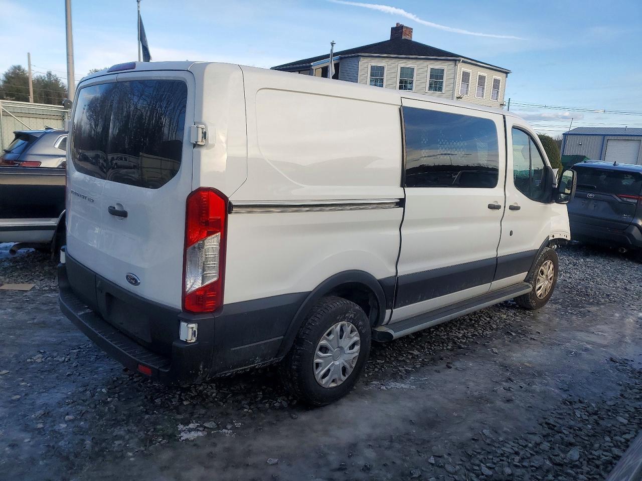 2019 Ford Transit T-250