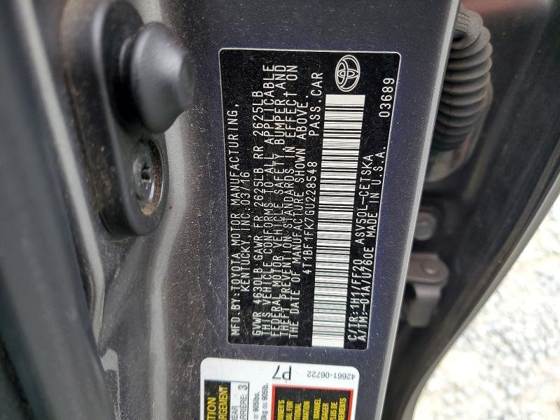 2016 Toyota Camry le