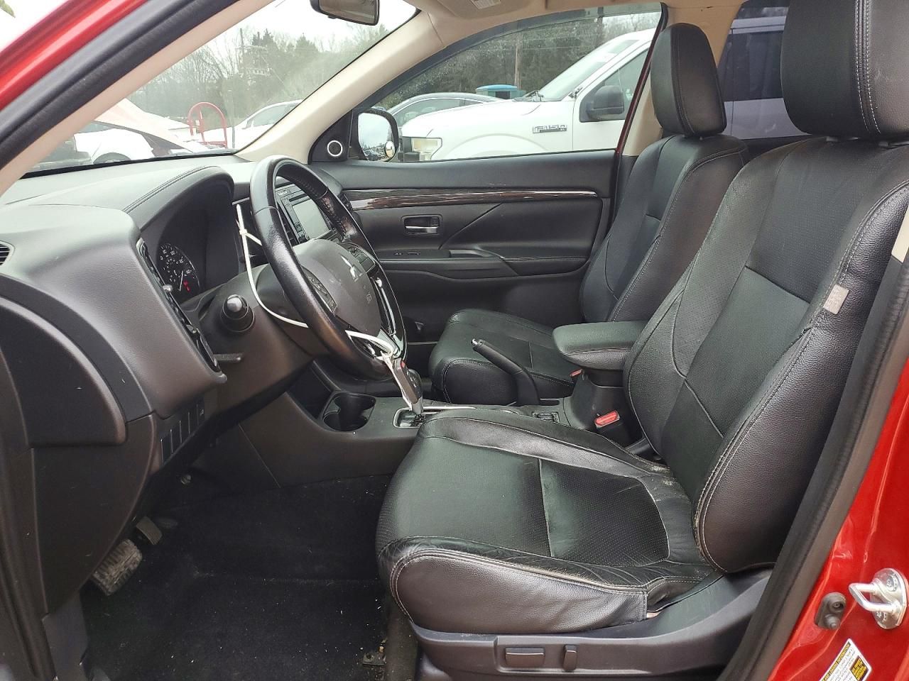 2016 Mitsubishi Outlander se