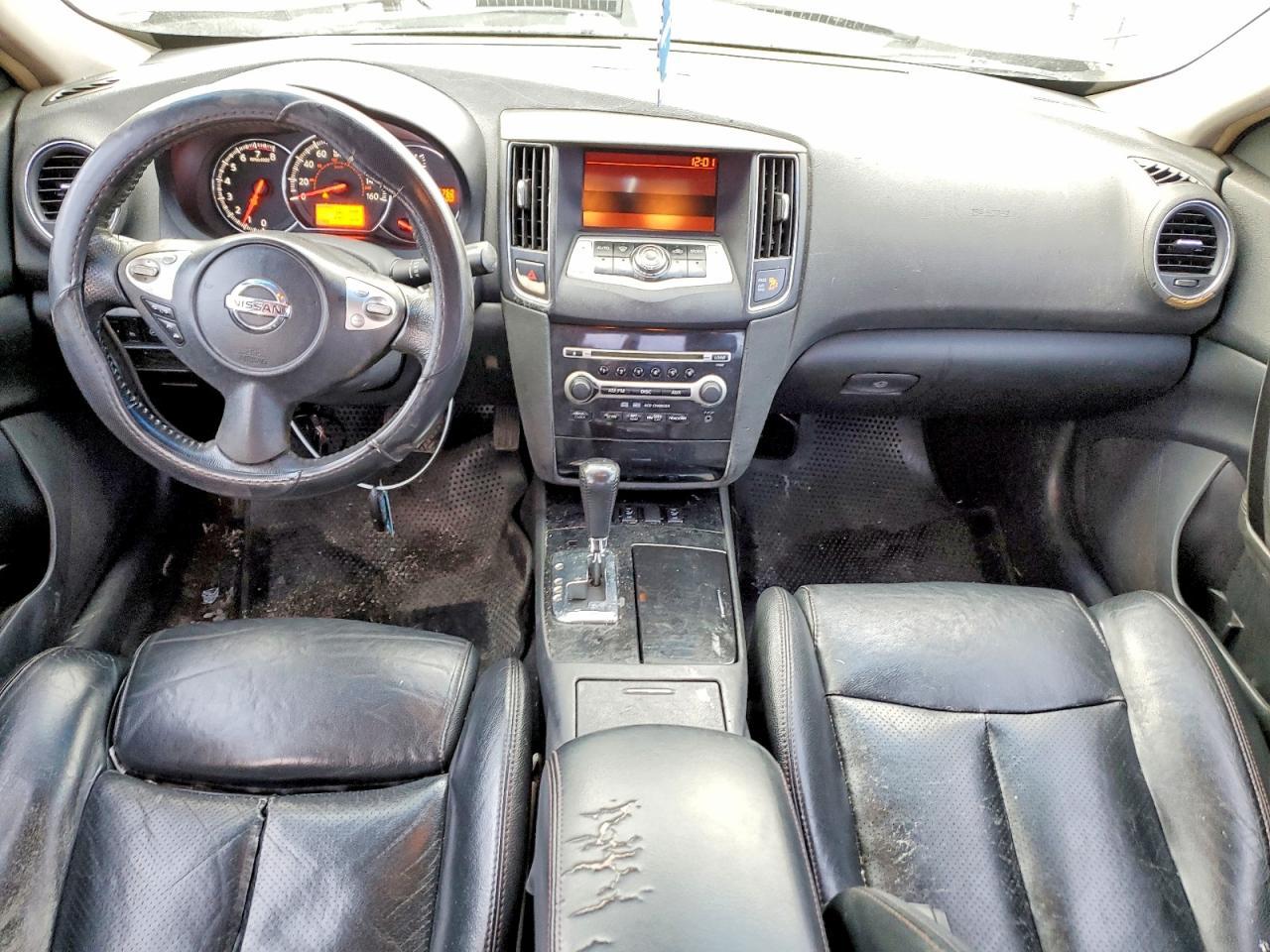 2010 Nissan Maxima s