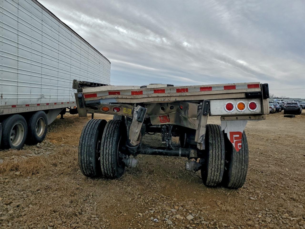 2022 Reitnouer Flatbed Trailer
