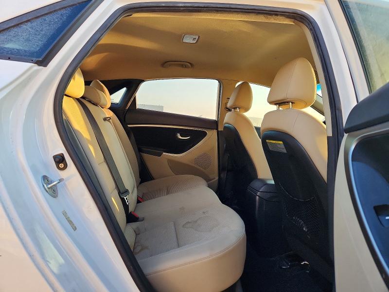 2013 Hyundai Elantra gt Base