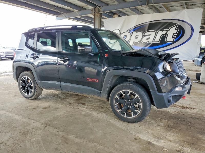 2023 Jeep Renegade Trailhawk