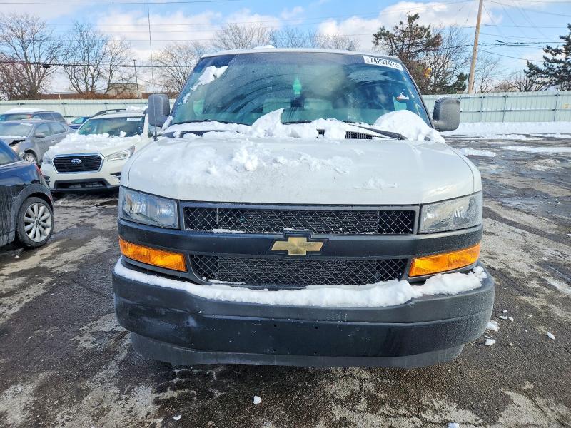 2021 Chevrolet Express G2500 ls